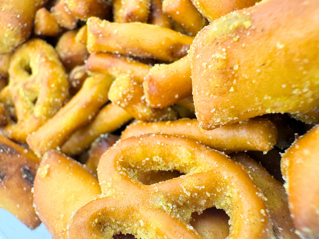 HONEY MUSTARD & ONION PRETZEL MIX 11oz
