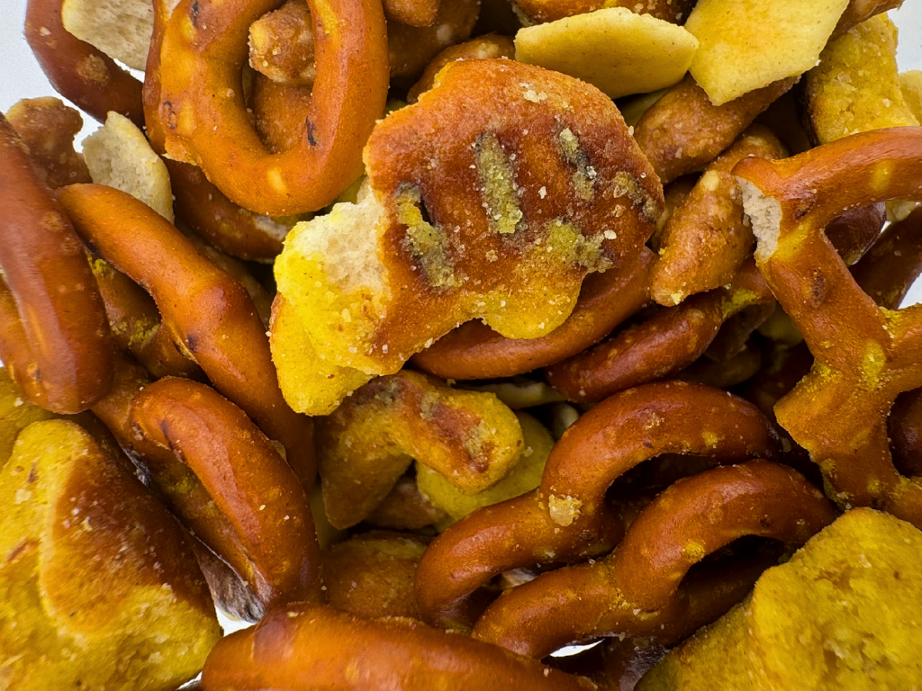 HONEY MUSTARD SNACK MIX 4.8oz