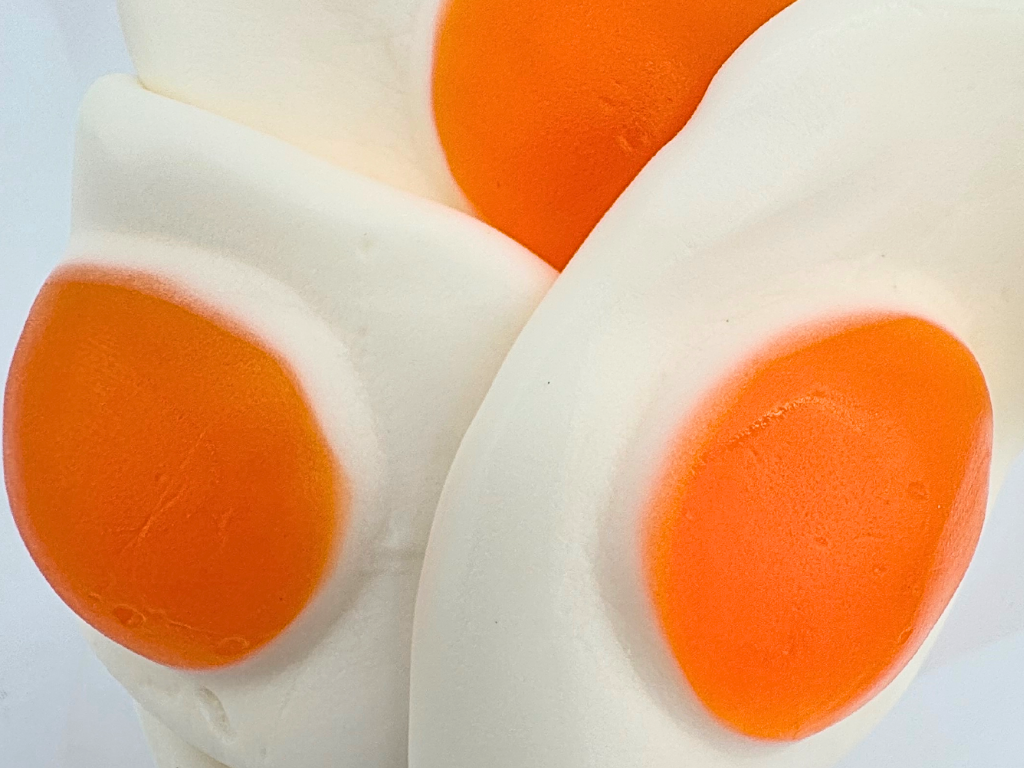 LARGE GUMMI FRIED EGGS 10.2oz