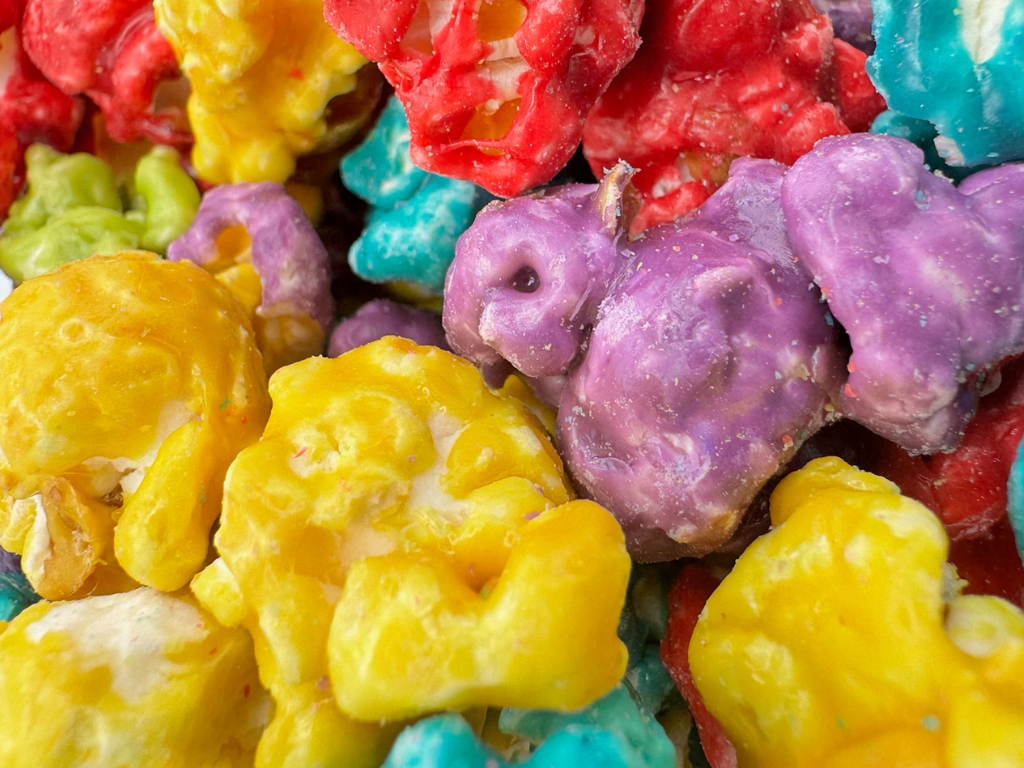 RAINBOW COATED POPCORN 5.6oz