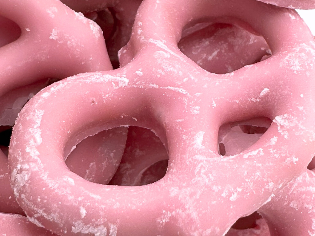 RASPBERRY YOGURT PRETZELS 9.1oz