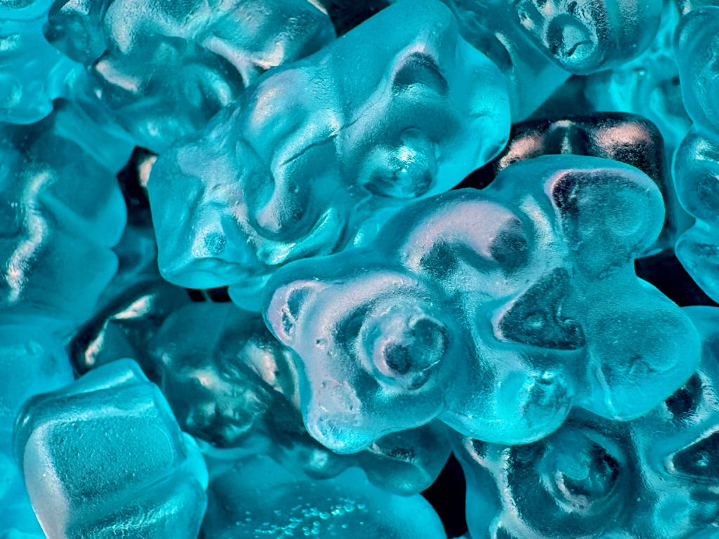 BLUE RASPBERRY GUMMY BEARS 10.6oz