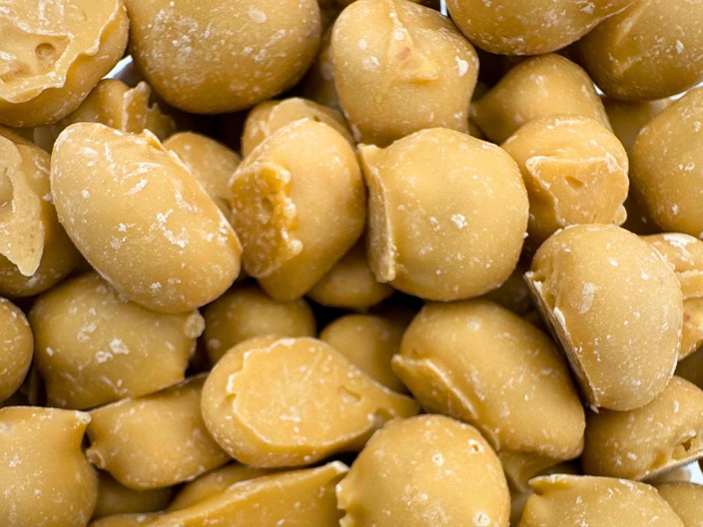 DOUBLE DIPPED MAPLE PEANUTS 10oz