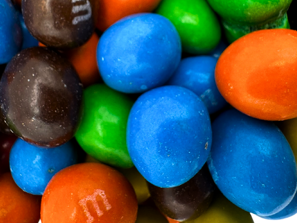 MILK CHOCOLATE PEANUT M&M's 11.4