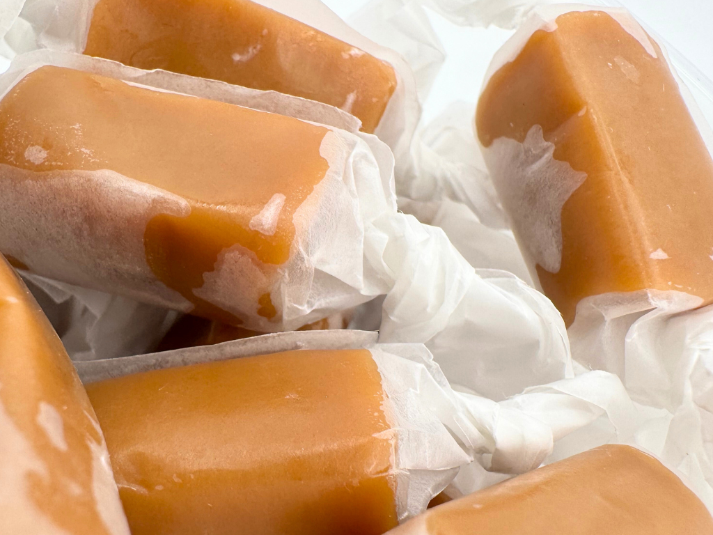 VANILLA SEA SALT CARAMELS 8oz