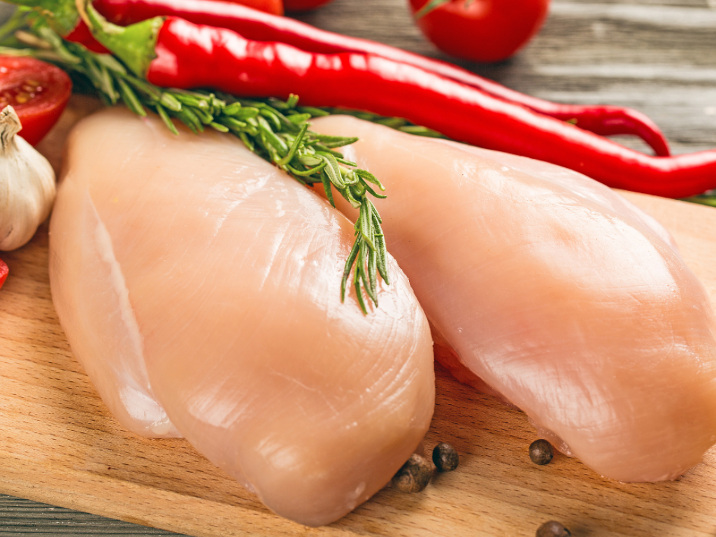 CHICKEN BREAST SKINLESS/BONELESS 40lbs, $3.49/lb